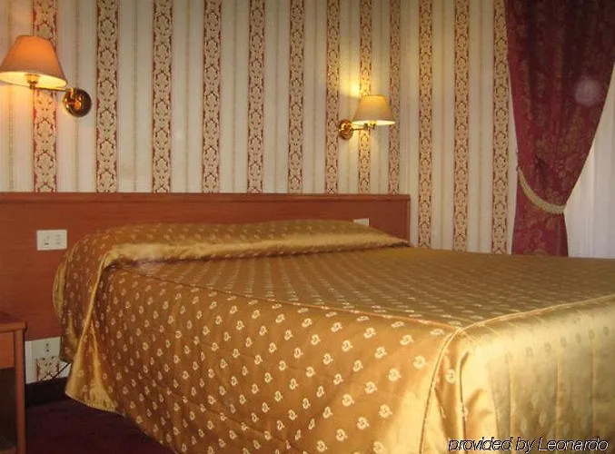 Florida - Comfort Otel 2*